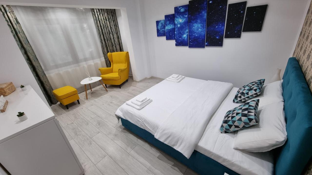 Stone Bridge Apartment Iasi Extérieur photo